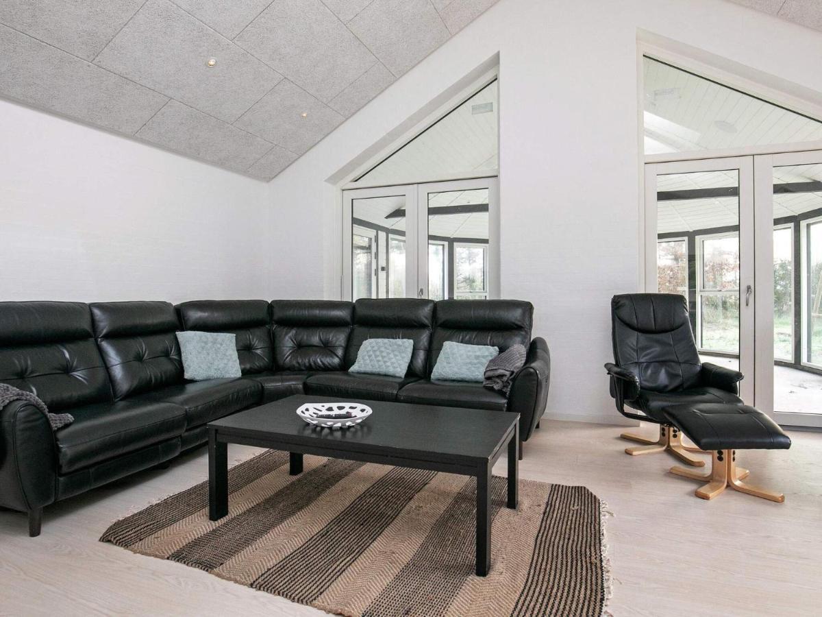 14 Person Holiday Home In L Kken Лёккен Экстерьер фото